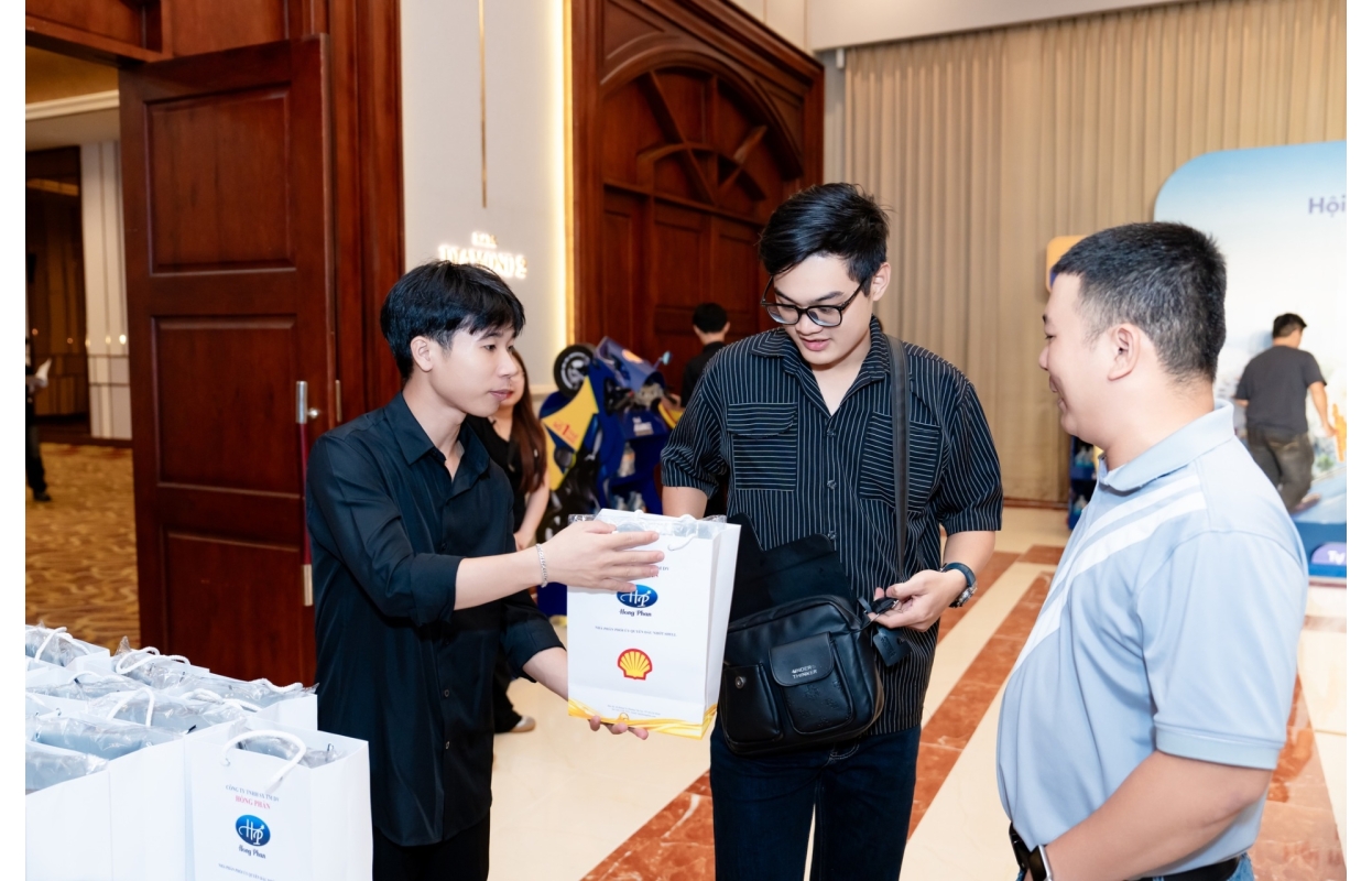 Hội Nghị Khách Hàng Dầu Nhớt Shell