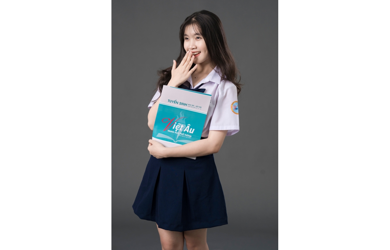 Chụp Ảnh Quảng Cáo Trường THPT Việt Âu