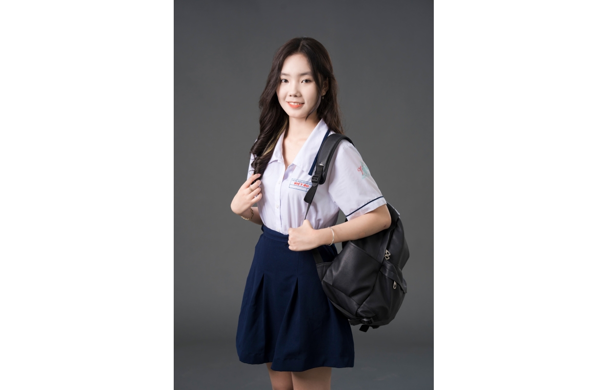 Chụp Ảnh Quảng Cáo Trường THPT Việt Âu