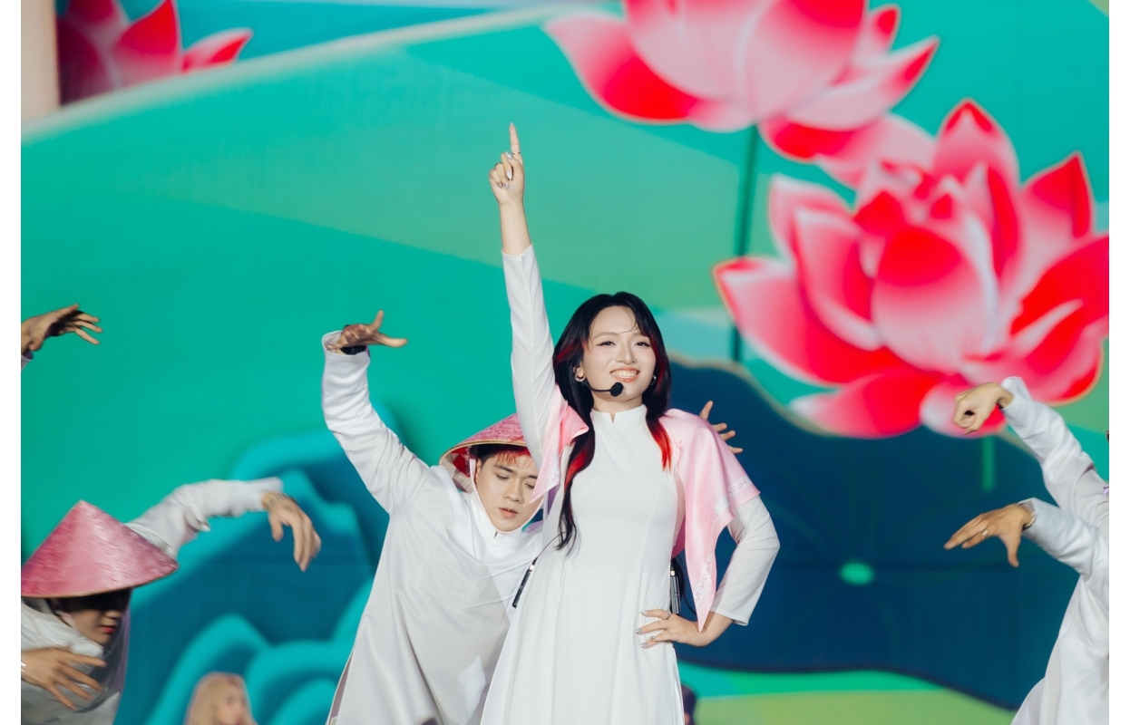 Đêm nhạc “Em Xinh Say Hi”