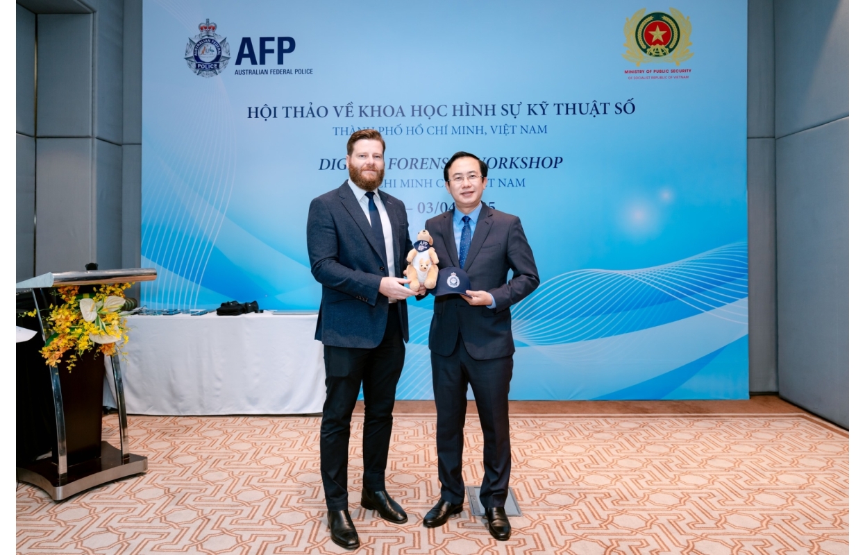 Hội Thảo Về Khoa Học Hình Sự & Kỹ Thuật Số