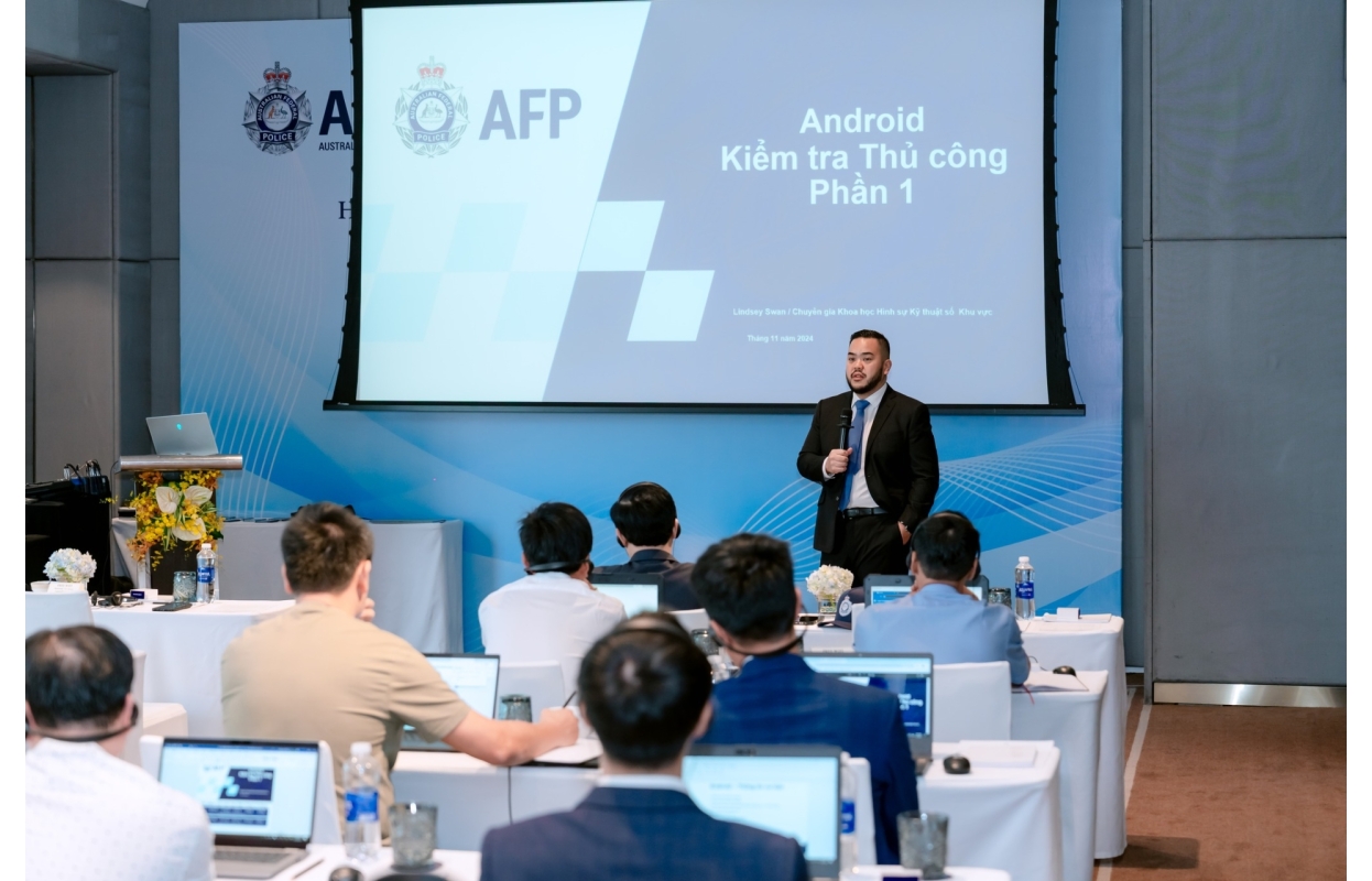 Hội Thảo Về Khoa Học Hình Sự & Kỹ Thuật Số