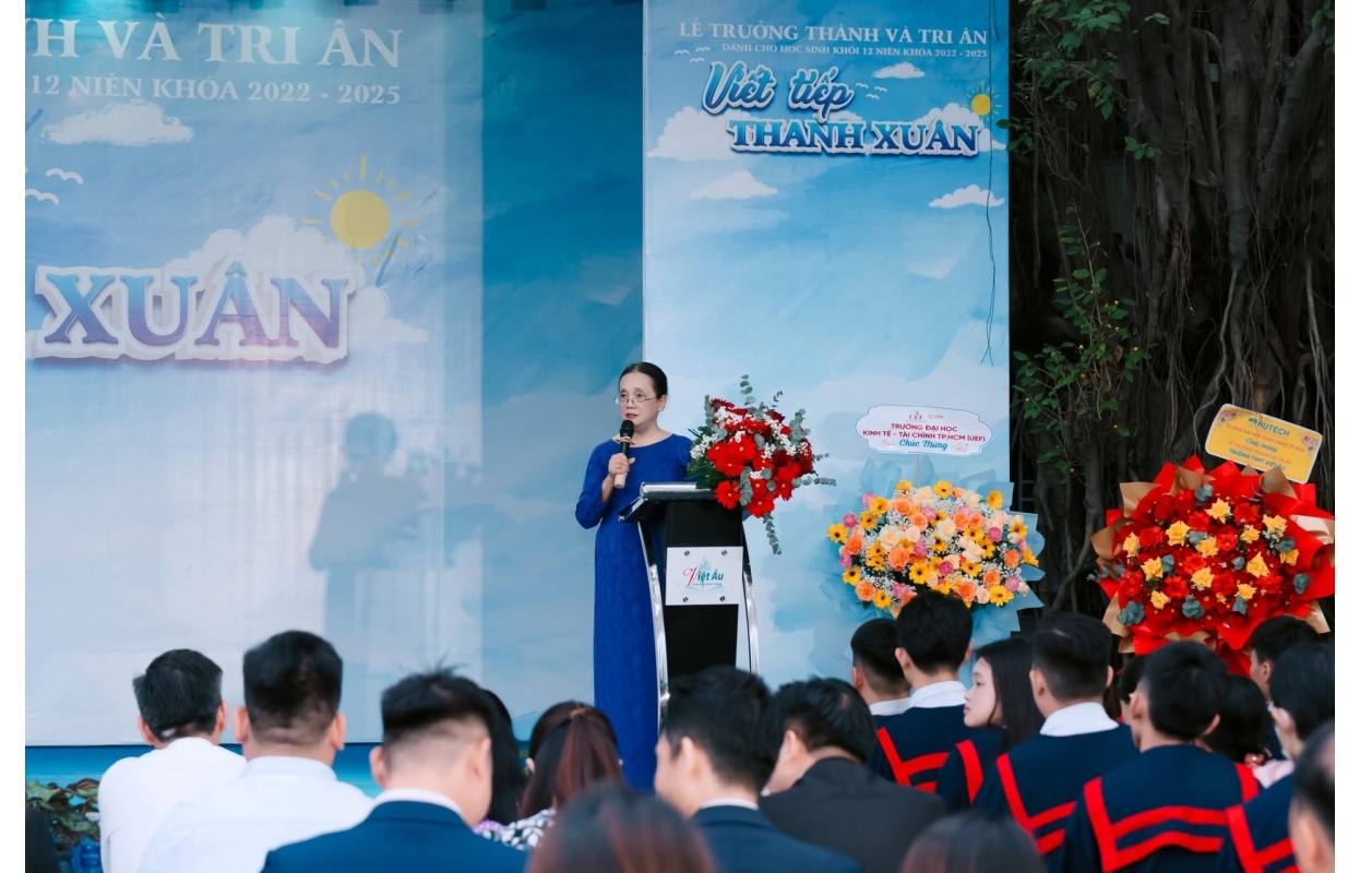 Lễ Trưởng Thành và Tri Ân Trường THPT Việt Âu - "Viết Tiếp Thanh Xuân"