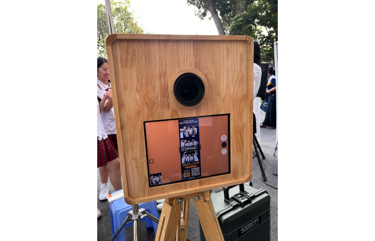 Chiến dịch Xuân tình nguyện của Phòng đào tạo quốc tế thuộc trường ĐH Bách Khoa