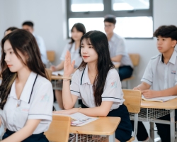 Chụp Ảnh Quảng Cáo Trường THPT Việt Âu