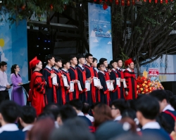 Lễ Trưởng Thành và Tri Ân Trường THPT Việt Âu - "Viết Tiếp Thanh Xuân"