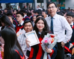 Lễ Trưởng Thành và Tri Ân Trường THPT Việt Âu - "Viết Tiếp Thanh Xuân"
