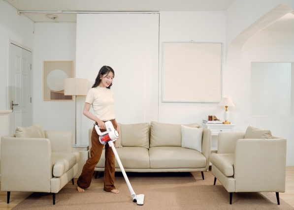 Chụp Ảnh Sản Phẩm Máy Hút Bụi Easyr